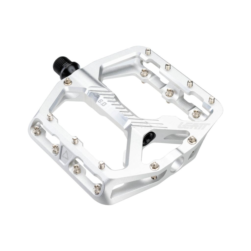 LEATT Pedales AllMtn 6.0 Flat — Plata