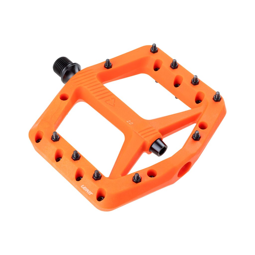 LEATT Pedales Composite AllMtn 2.0 Flat — Naranja